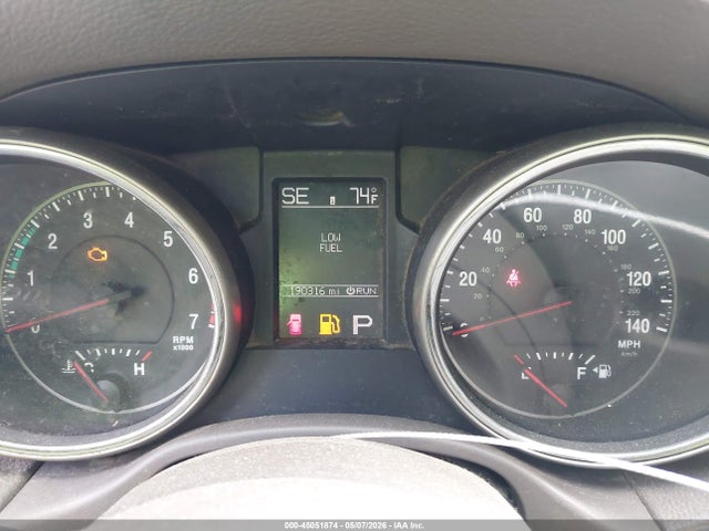 45051874 :رقم المزاد ، 1J4RR4GG7BC528847 vin ، 2011 Jeep Grand Cherokee Laredo مزاد بيع