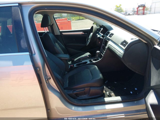 Продажа на аукционе авто 2013 Volkswagen Passat 2.0l Tdi Se, vin: 1VWBN7A37DC038287, номер лота: 45051879