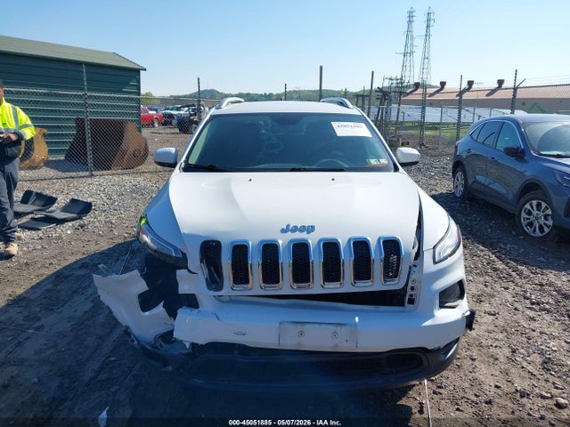 Продаж на аукціоні авто 2016 Jeep Cherokee Latitude, vin: 1C4PJMCS3GW195101, номер лоту: 45051885