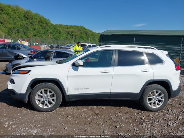 Продаж на аукціоні авто 2016 Jeep Cherokee Latitude, vin: 1C4PJMCS3GW195101, номер лоту: 45051885