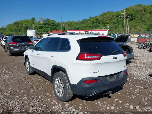 Продаж на аукціоні авто 2016 Jeep Cherokee Latitude, vin: 1C4PJMCS3GW195101, номер лоту: 45051885