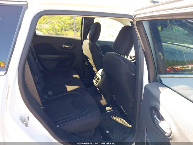 Продаж на аукціоні авто 2016 Jeep Cherokee Latitude, vin: 1C4PJMCS3GW195101, номер лоту: 45051885