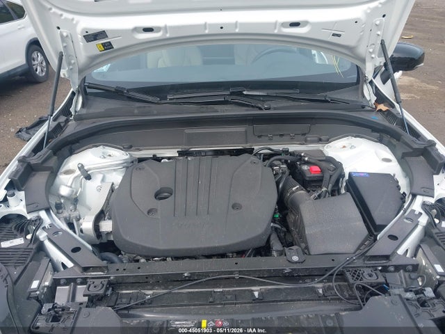 Volvo Xc60 B5 Plus 2026 YV4M12RC1T1402306 Image 10