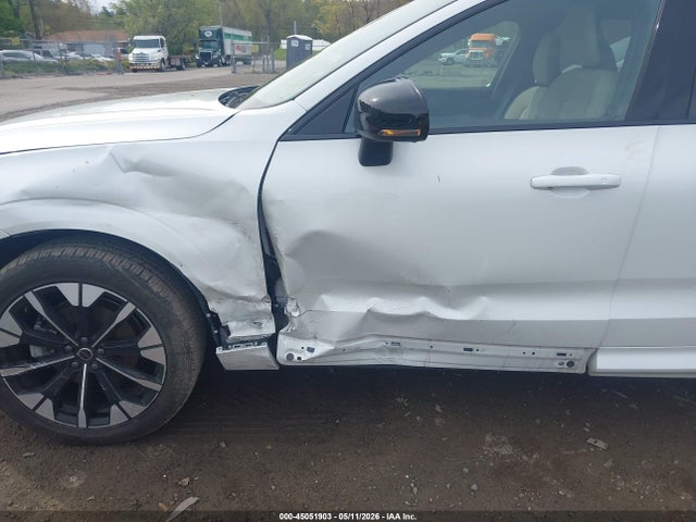 Volvo Xc60 B5 Plus 2026 YV4M12RC1T1402306 Image 6