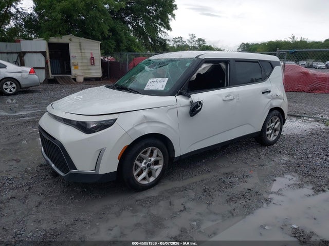 2024 Kia Soul Lx მანქანა იყიდება აუქციონზე, vin: KNDJ23AU3R7230105, აუქციონის ნომერი: 45051939