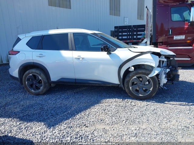 2025 Nissan Rogue Sv Intelligent Awd მანქანა იყიდება აუქციონზე, vin: JN8BT3BBXSW171245, აუქციონის ნომერი: 45051976