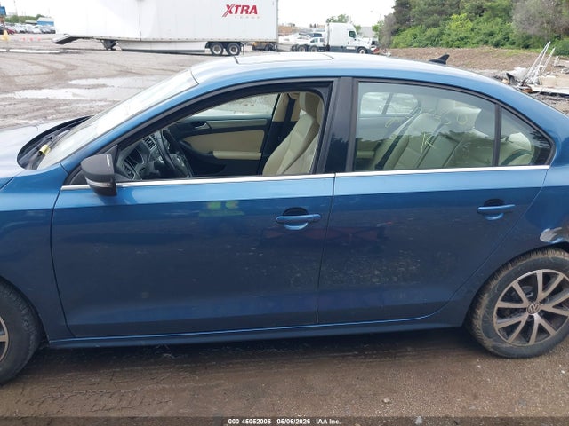 Aukcja sprzedaży 2017 Volkswagen Jetta 1.4t Se, vin: 3VWDB7AJ1HM239350, numer aukcji: 45052006