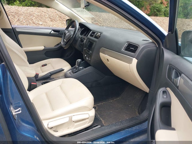Aukcja sprzedaży 2017 Volkswagen Jetta 1.4t Se, vin: 3VWDB7AJ1HM239350, numer aukcji: 45052006