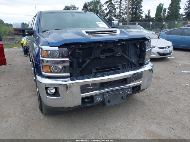 1GC1KWEY8JF285867 Chevrolet Silverado 2500hd Ltz
