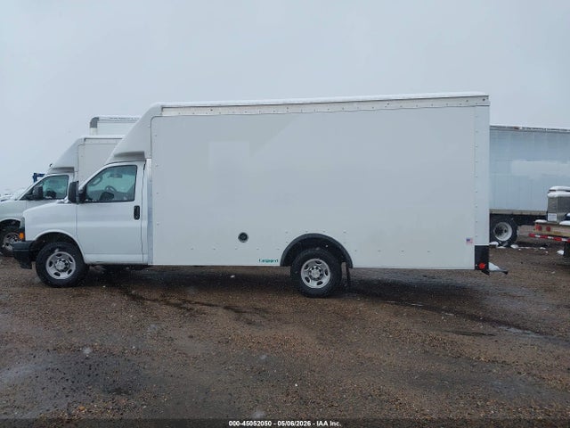 Продажа на аукционе авто 2023 Chevrolet Express Cutaway Work Van, vin: 1GB0GSF77P1103906, номер лота: 45052050