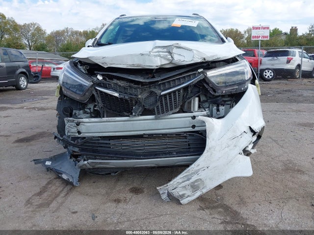 45052063 :رقم المزاد ، KL4CJCSB8HB249425 vin ، 2017 Buick Encore Essence مزاد بيع