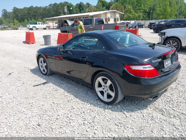 Aukcja sprzedaży 2015 Mercedes-benz Slk 250, vin: WDDPK4HA4FF098037, numer aukcji: 45052072