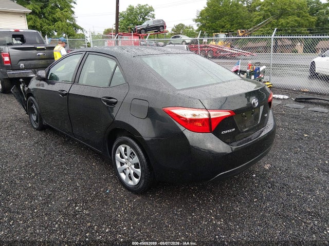 Продажа на аукционе авто 2018 Toyota Corolla Le, vin: 2T1BURHE8JC033174, номер лота: 45052099