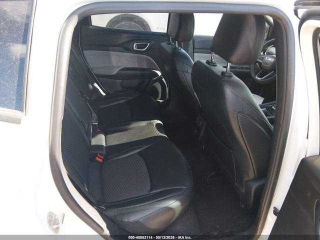 45052114 :رقم المزاد ، 3C4NJDBN0RT118777 vin ، 2024 Jeep Compass Latitude 4x4 مزاد بيع