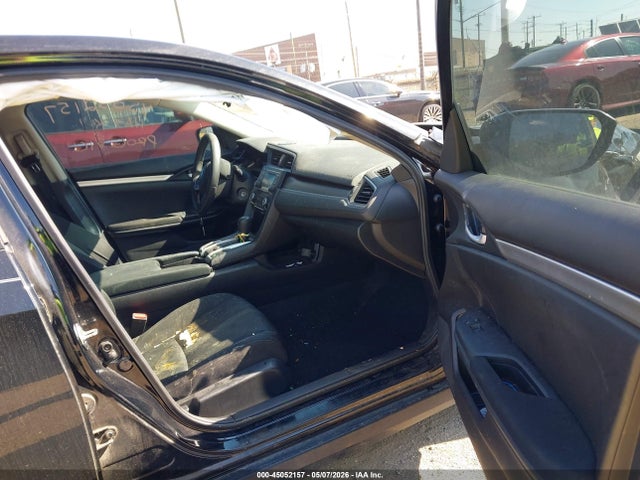 Продаж на аукціоні авто 2018 Honda Civic Lx, vin: 19XFC2F57JE024367, номер лоту: 45052157