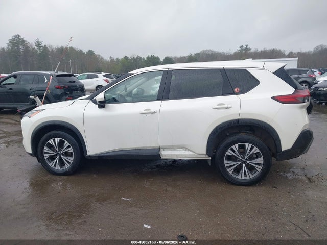 JN8BT3BA6PW421238 Nissan Rogue Sv Fwd