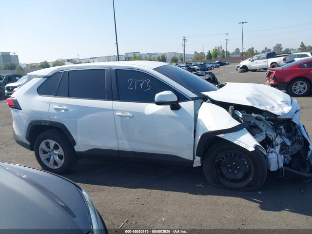2T3K1RFV6SC325328 Toyota RAV4 LE