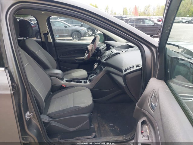 2014 Ford Escape Se მანქანა იყიდება აუქციონზე, vin: 1FMCU0GX6EUC65943, აუქციონის ნომერი: 45052195