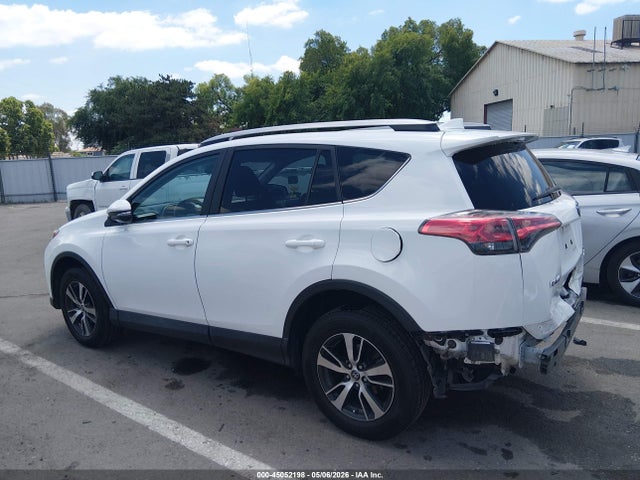Toyota Rav4 Xle 2018 2T3RFREV0JW812118 Image 14