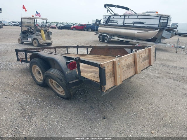 45052227 :رقم المزاد ، 1A1DJ12004A005607 vin ، 2004 Fontaine Trailer Co Unknown مزاد بيع