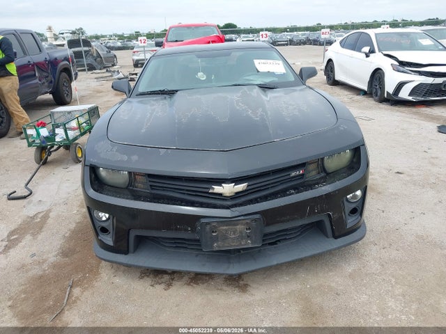 45052239 :رقم المزاد ، 2G1FB1E33F9182068 vin ، 2015 Chevrolet Camaro 2ls مزاد بيع