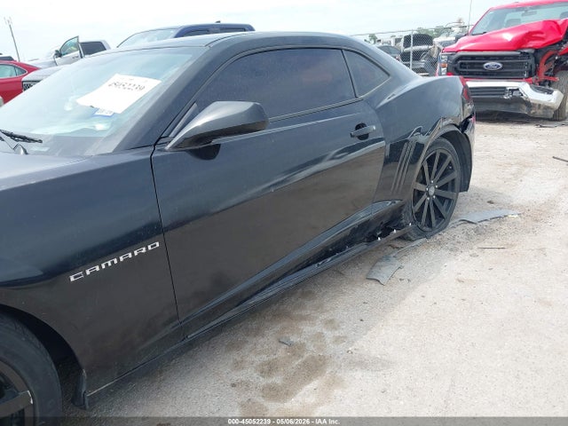 45052239 :رقم المزاد ، 2G1FB1E33F9182068 vin ، 2015 Chevrolet Camaro 2ls مزاد بيع