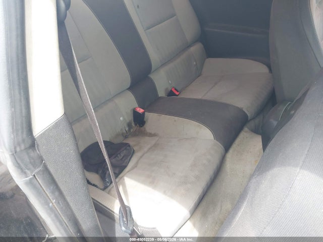 45052239 :رقم المزاد ، 2G1FB1E33F9182068 vin ، 2015 Chevrolet Camaro 2ls مزاد بيع