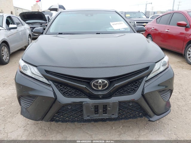 45052283 :رقم المزاد ، 4T1B61HK0JU048462 vin ، 2018 Toyota Camry Xse مزاد بيع