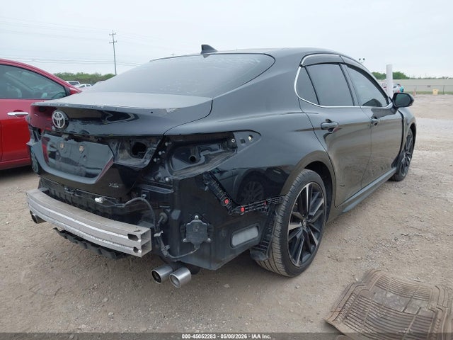 45052283 :رقم المزاد ، 4T1B61HK0JU048462 vin ، 2018 Toyota Camry Xse مزاد بيع
