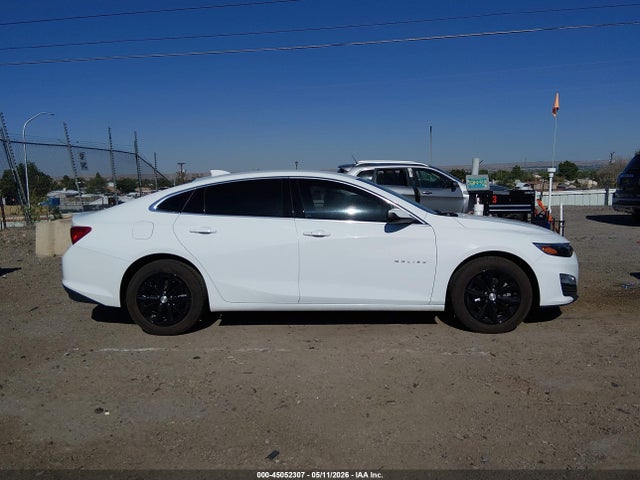 1G1ZD5ST3RF163065 Chevrolet Malibu Fwd 1lt