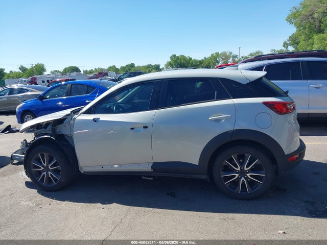 45052311 :رقم المزاد ، JM1DKFC78J1304597 vin ، 2018 Mazda Cx-3 Touring مزاد بيع
