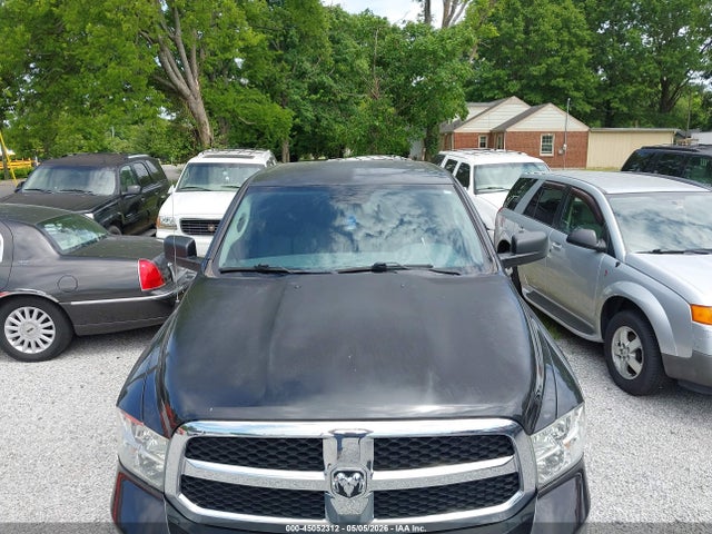 Продажа на аукционе авто 2019 Ram 1500 Classic Tradesman  4x2 6'4 Box, vin: 1C6RR6FG2KS521448, номер лота: 45052312