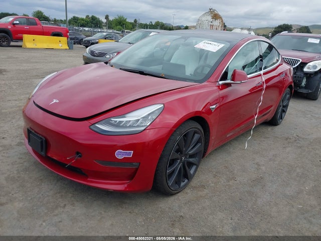 Tesla Model 3 Long Range/performance 2018 5YJ3E1EB4JF096345 Image 2