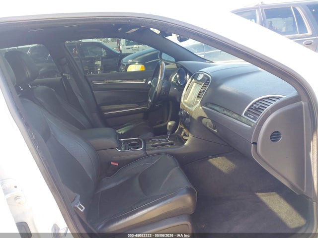 Продаж на аукціоні авто 2011 Chrysler 300c, vin: 2C3CA6CT2BH531383, номер лоту: 45052322