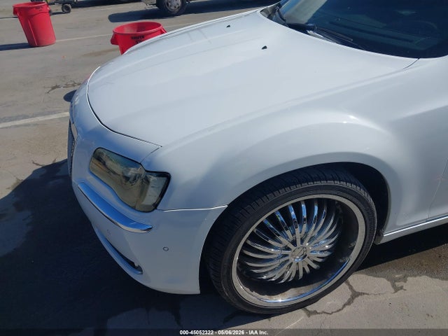Продаж на аукціоні авто 2011 Chrysler 300c, vin: 2C3CA6CT2BH531383, номер лоту: 45052322