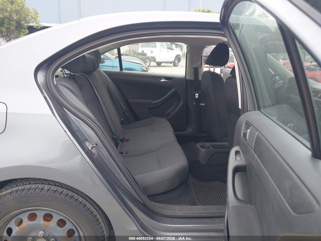 Продажа на аукционе авто 2012 Volkswagen Jetta 2.0l S, vin: 3VW2K7AJ3CM353673, номер лота: 45052354