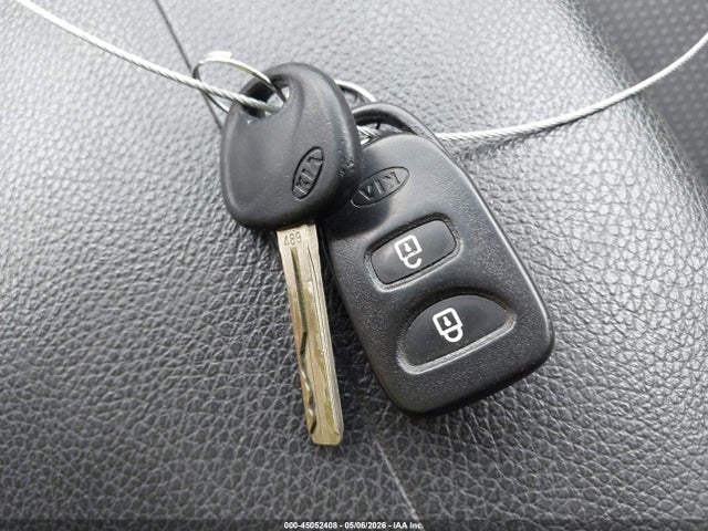 2011 Kia Sorento Lx მანქანა იყიდება აუქციონზე, vin: 5XYKT3A13BG084661, აუქციონის ნომერი: 45052408