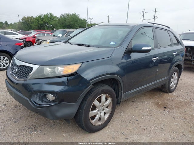 2011 Kia Sorento Lx მანქანა იყიდება აუქციონზე, vin: 5XYKT3A13BG084661, აუქციონის ნომერი: 45052408