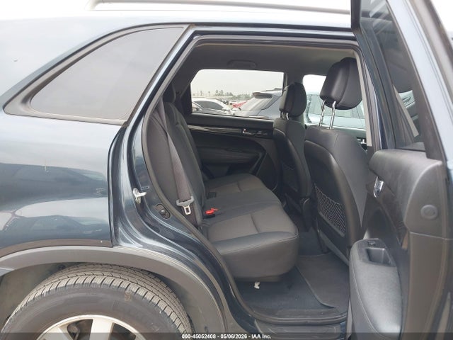 2011 Kia Sorento Lx მანქანა იყიდება აუქციონზე, vin: 5XYKT3A13BG084661, აუქციონის ნომერი: 45052408