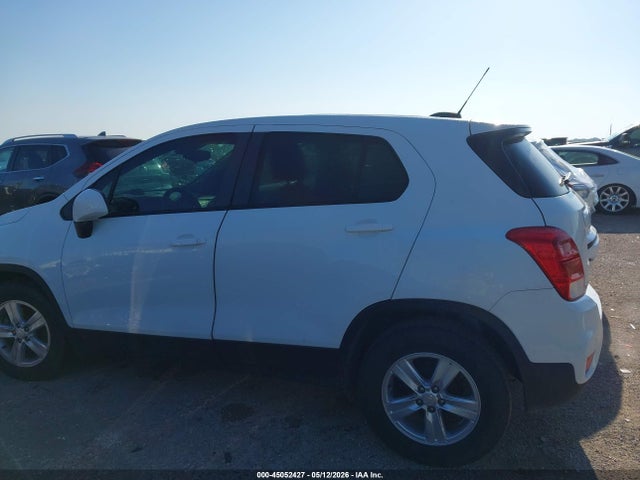 Продажа на аукционе авто 2022 Chevrolet Trax Fwd Ls, vin: KL7CJKSM2NB504967, номер лота: 45052427