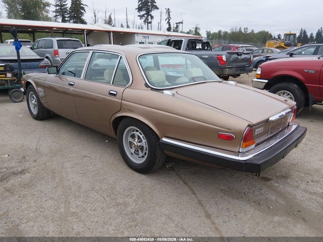 45052438 :رقم المزاد ، SAJAY1344HC471288 vin ، 1987 Jaguar Xj6 Vanden Plas مزاد بيع