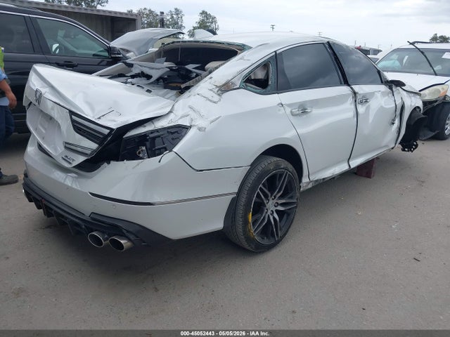 1HGCV2F99MA032656 Honda Accord Touring