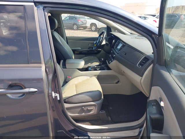 Auction sale of the 2016 Kia Sedona Sx, vin: KNDMC5C12G6169762, lot number: 45052453