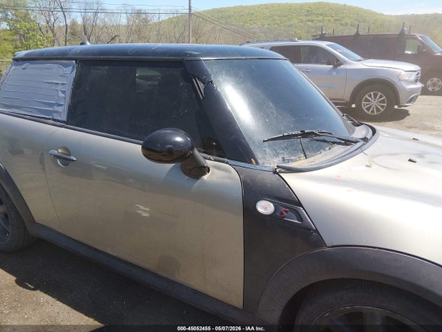 2007 Mini Cooper S მანქანა იყიდება აუქციონზე, vin: WMWMF73537TT85852, აუქციონის ნომერი: 45052455