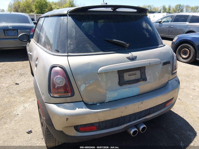 2007 Mini Cooper S მანქანა იყიდება აუქციონზე, vin: WMWMF73537TT85852, აუქციონის ნომერი: 45052455