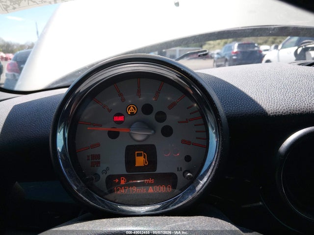 2007 Mini Cooper S მანქანა იყიდება აუქციონზე, vin: WMWMF73537TT85852, აუქციონის ნომერი: 45052455