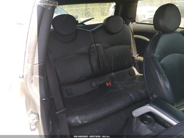 2007 Mini Cooper S მანქანა იყიდება აუქციონზე, vin: WMWMF73537TT85852, აუქციონის ნომერი: 45052455