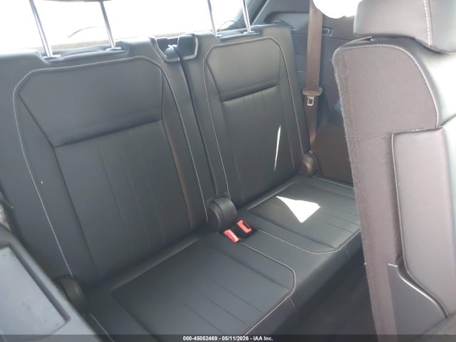 3VVCB7AX7PM022940 Volkswagen Tiguan 2.0t Se R-line Black
