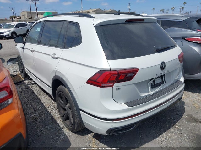 3VVCB7AX7PM022940 Volkswagen Tiguan 2.0t Se R-line Black