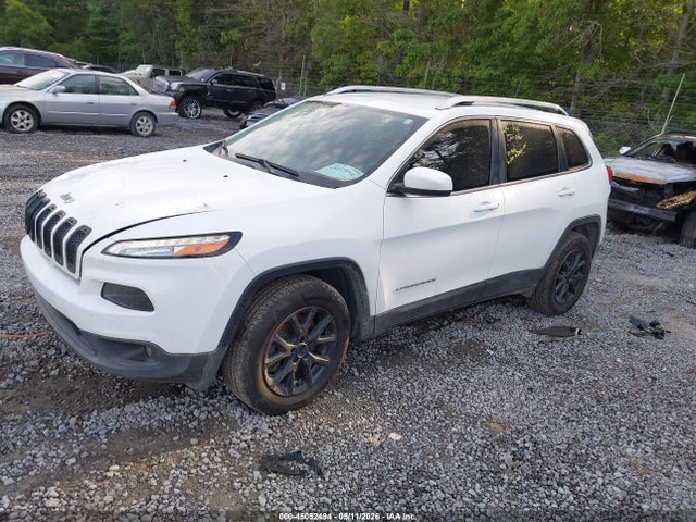 Продаж на аукціоні авто 2016 Jeep Cherokee Latitude, vin: 1C4PJMCS6GW237258, номер лоту: 45052494